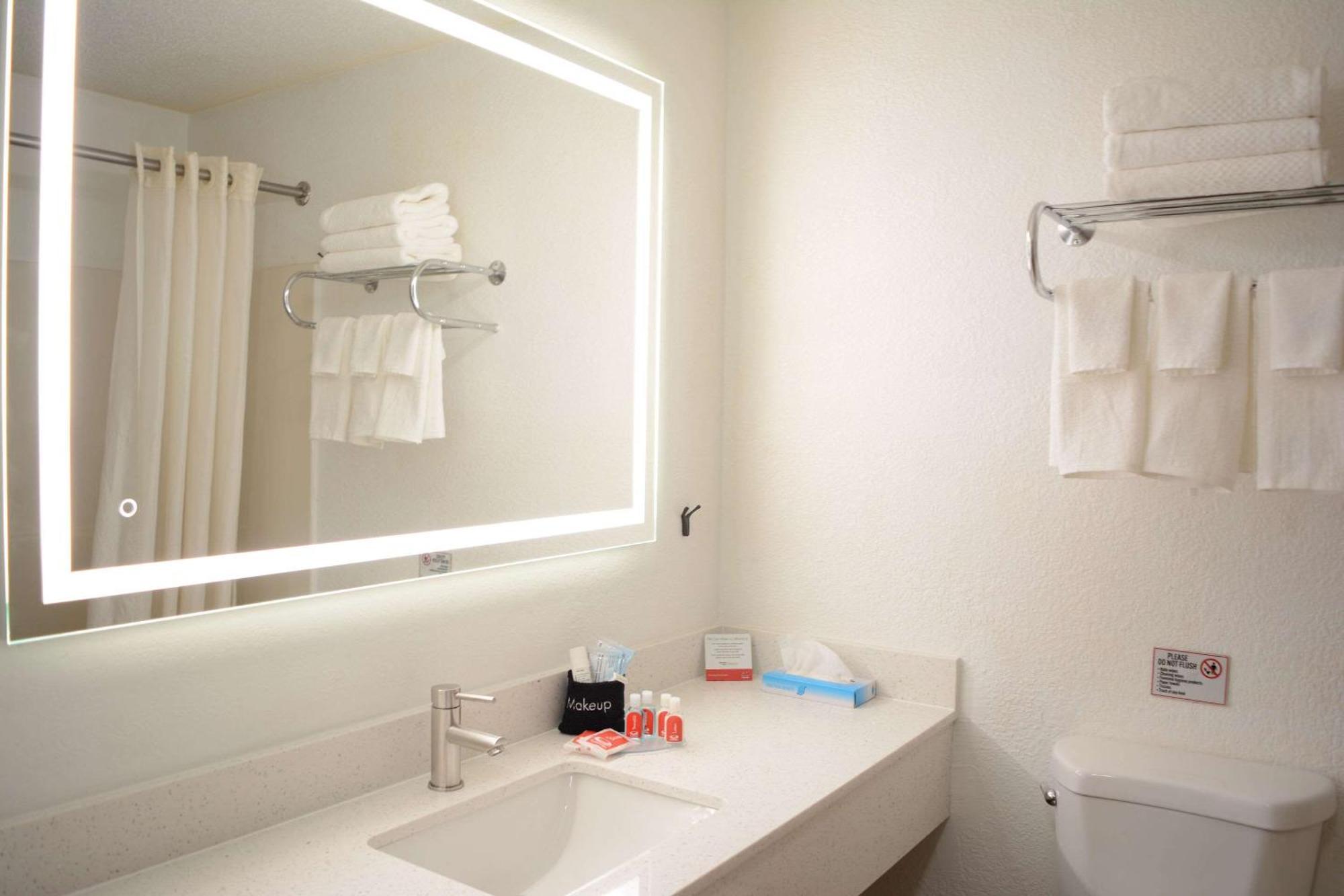 סטריטסבורו Econo Lodge Cleveland Southeast - Kent מראה חיצוני תמונה